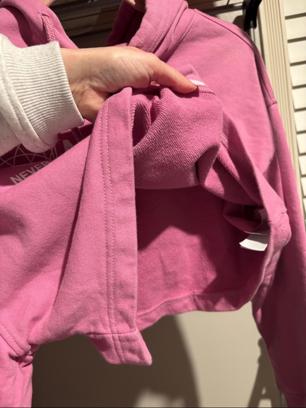 The North Face Coordinates Crop Drop Pullover Hoodie - Picture 4 of 4